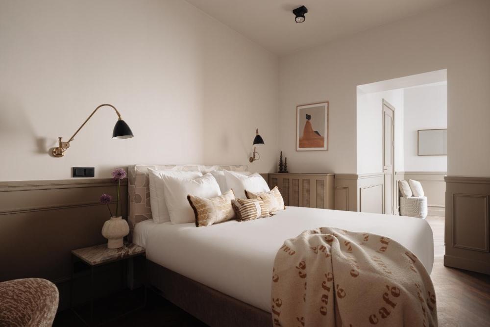 Adam Downtown Main image