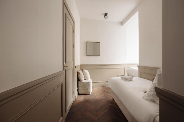 Adam Downtown image 9