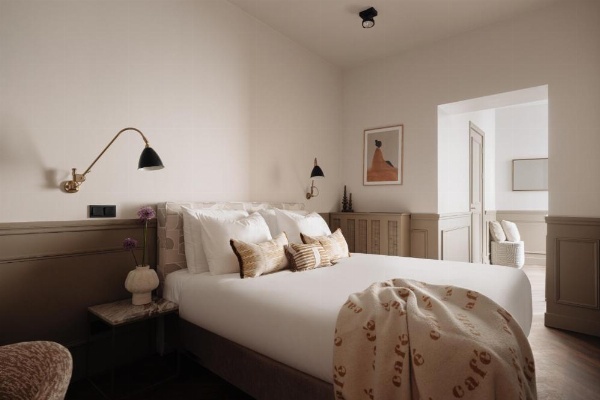 Adam Downtown Main image